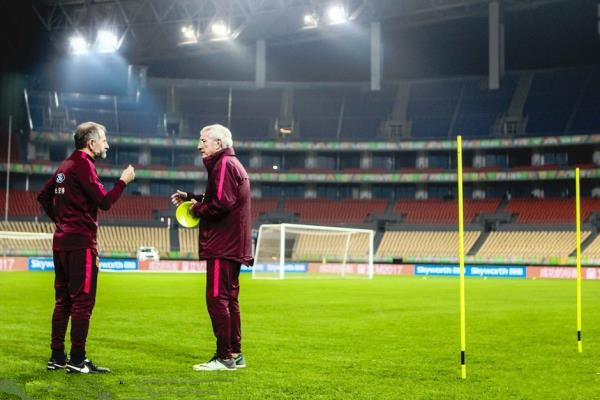 昨兒中國(guó)隊(duì)新年首場(chǎng)0:2輸冰島，今兒萬(wàn)達(dá)就宣布贊助2017中國(guó)杯，你怎么看？｜美通社頭條