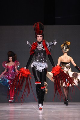 著名發(fā)型師組織 Intercoiffure China (ICD)  將邀請多位來自歐洲、日本、韓國、中國大陸及香港的頂級(jí)發(fā)型師攜手演出“Intercoiffure 精英匯演”。